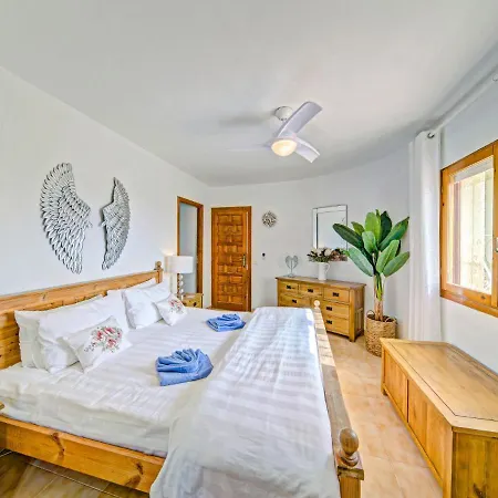 Tenis Janka By Interhome Villa *
